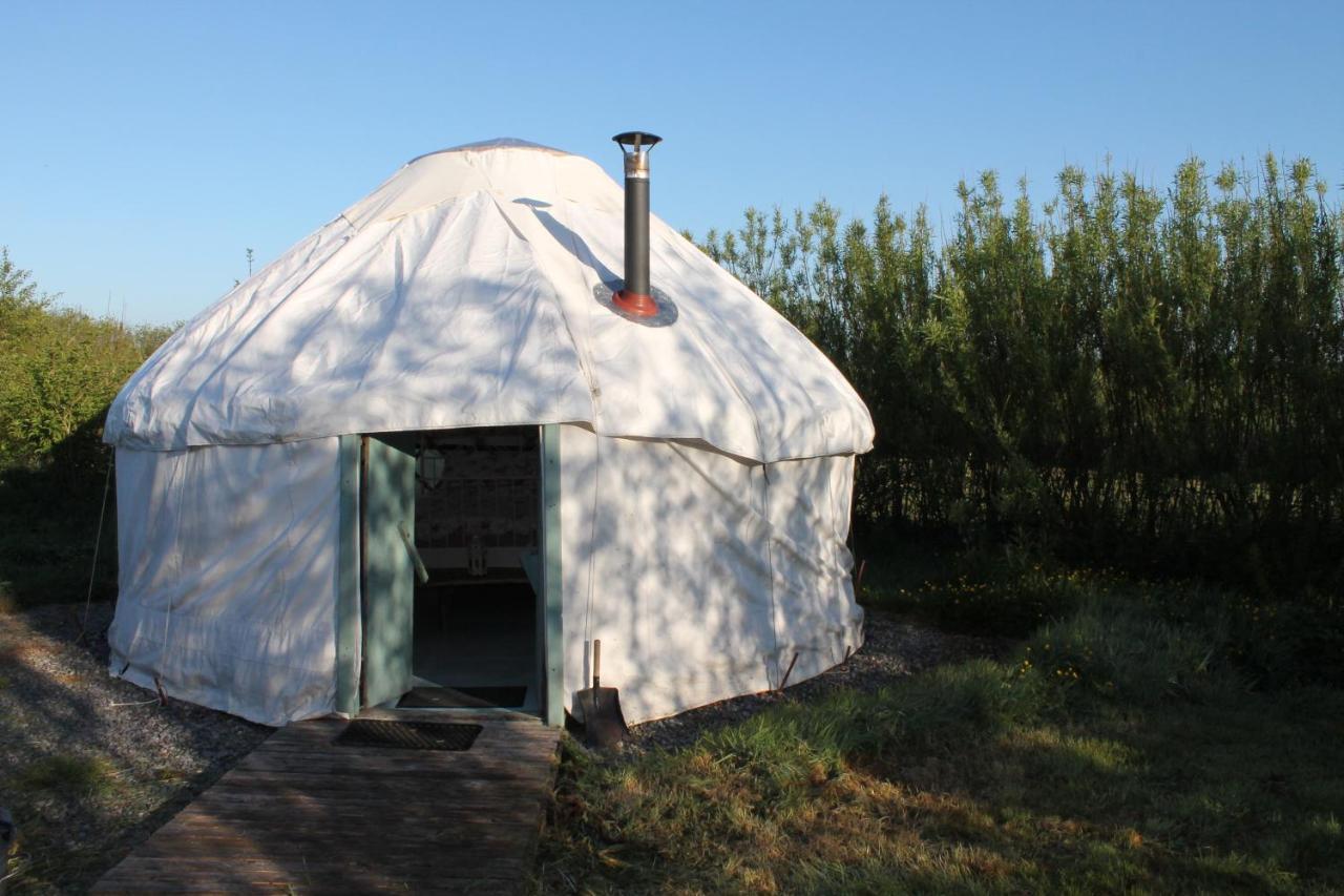 Mill Haven Place Glamping-Yurt 2 Хавърфордуест Екстериор снимка
