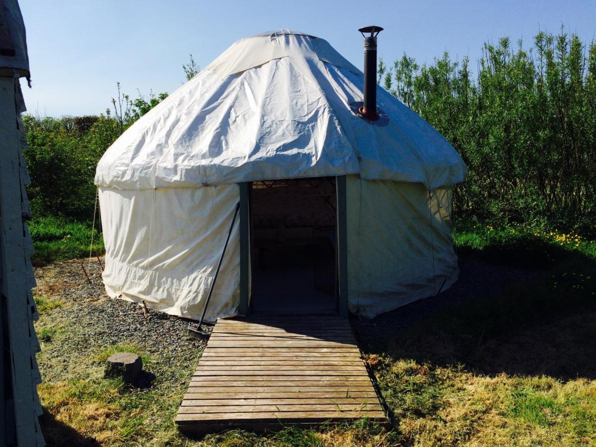 Mill Haven Place Glamping-Yurt 2 Хавърфордуест Екстериор снимка