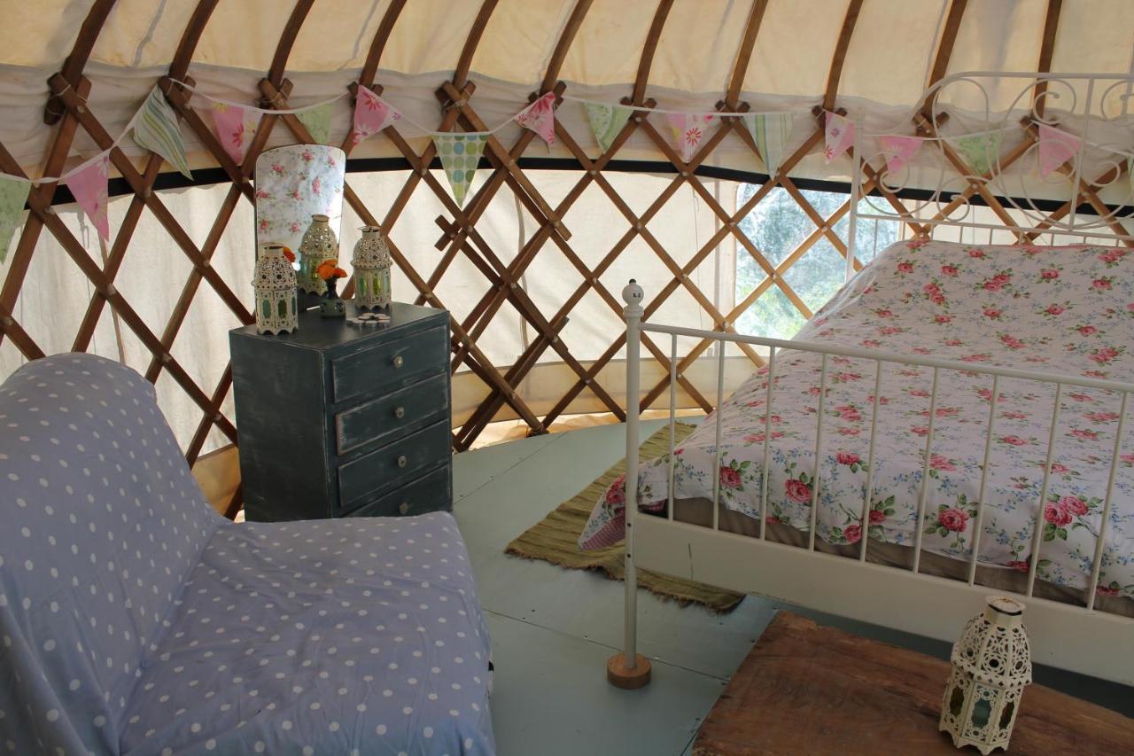 Mill Haven Place Glamping-Yurt 2 Хавърфордуест Екстериор снимка