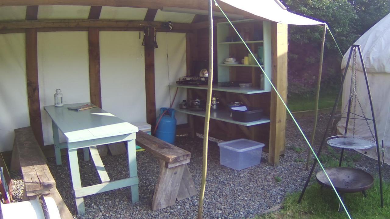 Mill Haven Place Glamping-Yurt 2 Хавърфордуест Екстериор снимка