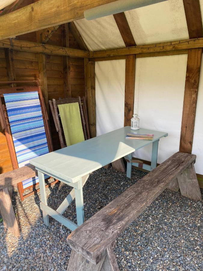 Mill Haven Place Glamping-Yurt 2 Хавърфордуест Екстериор снимка
